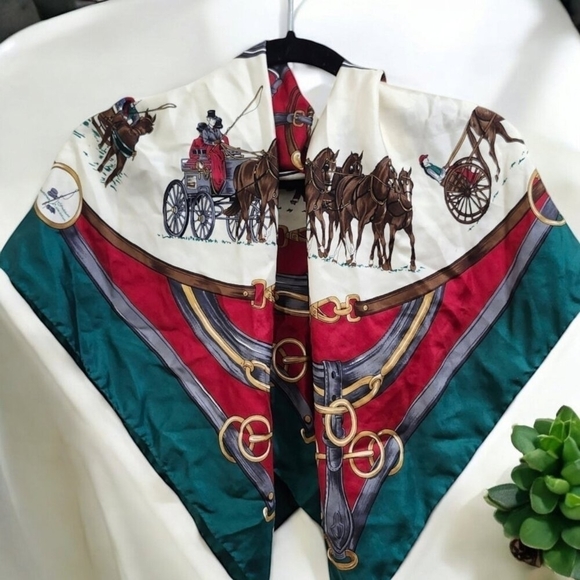 WARDEN BROOKS LIMITED Designer Silk Scarf Size34''x34'' - Picture 2 of 9